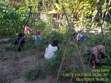 KWT Langen Sari: Kerja Bakti Peduli Lingkungan